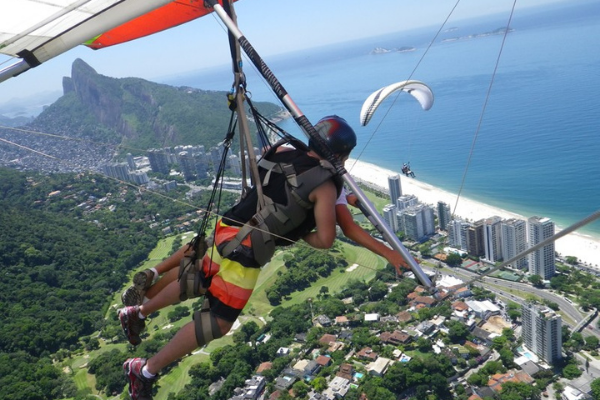 paragliding 600x400 1